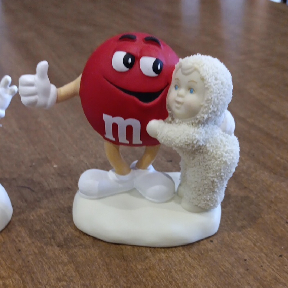M&M's Red and Yellow Character Figurines - Picture 3 of 3